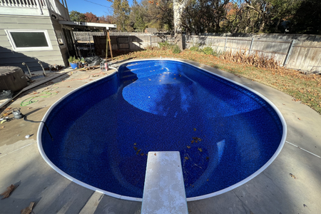Shaped pool build